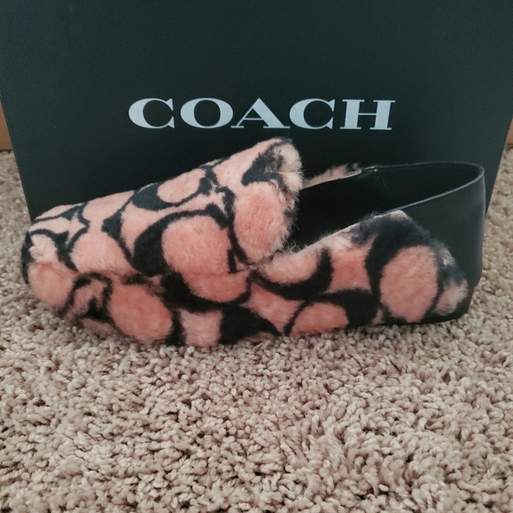 COACH Holly Signature Shearling Loafer Slippers NIB - Picture 5 of 5